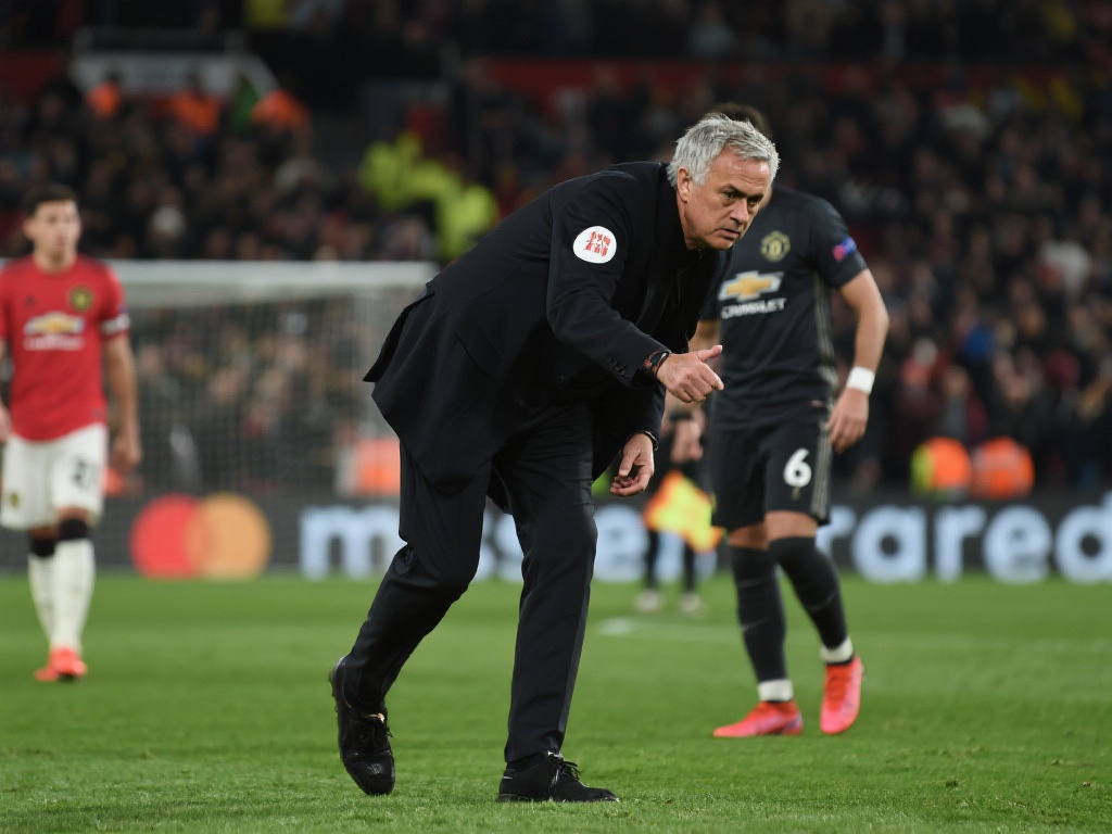 内马尔主动求回巴萨 俱乐部正在研究可能性